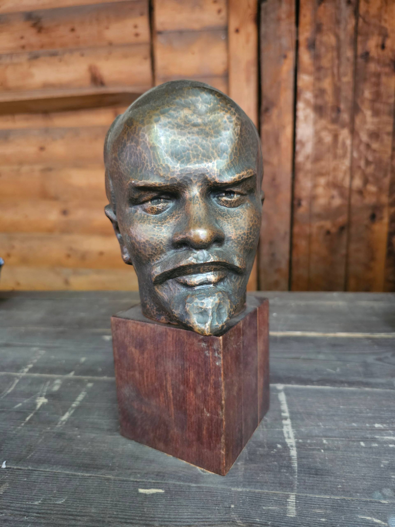 Бюст "В.И. Ленин". Старостин. Силумин, гранит. СССР.. Картинка 1